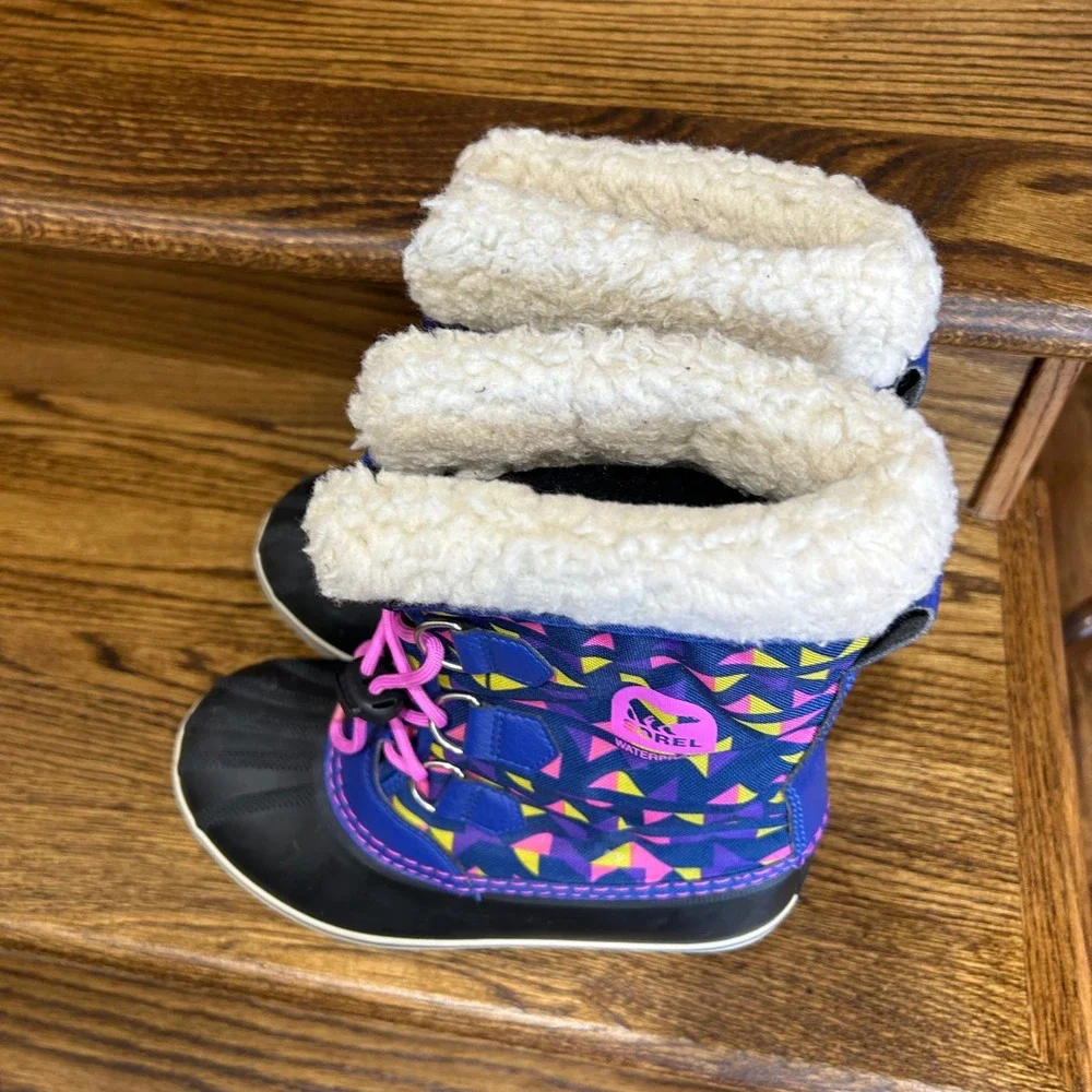 Sorel Winter Snow Boots Kids 5 Blue Pink‎ Waterproof Faux Fur Geometric